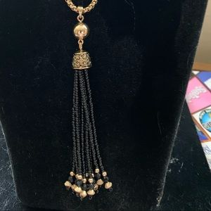 Avon Far Away Gold 2017 necklace